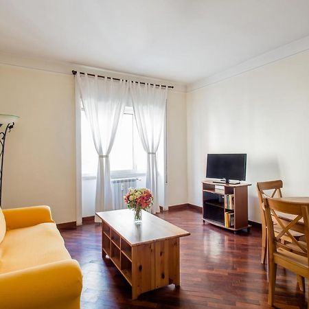 Residence Chiatamone 53 Napoli Esterno foto